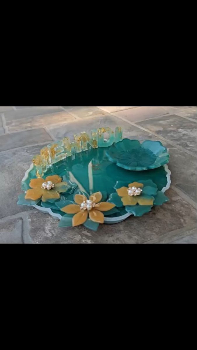 Resin trays & serving platters
