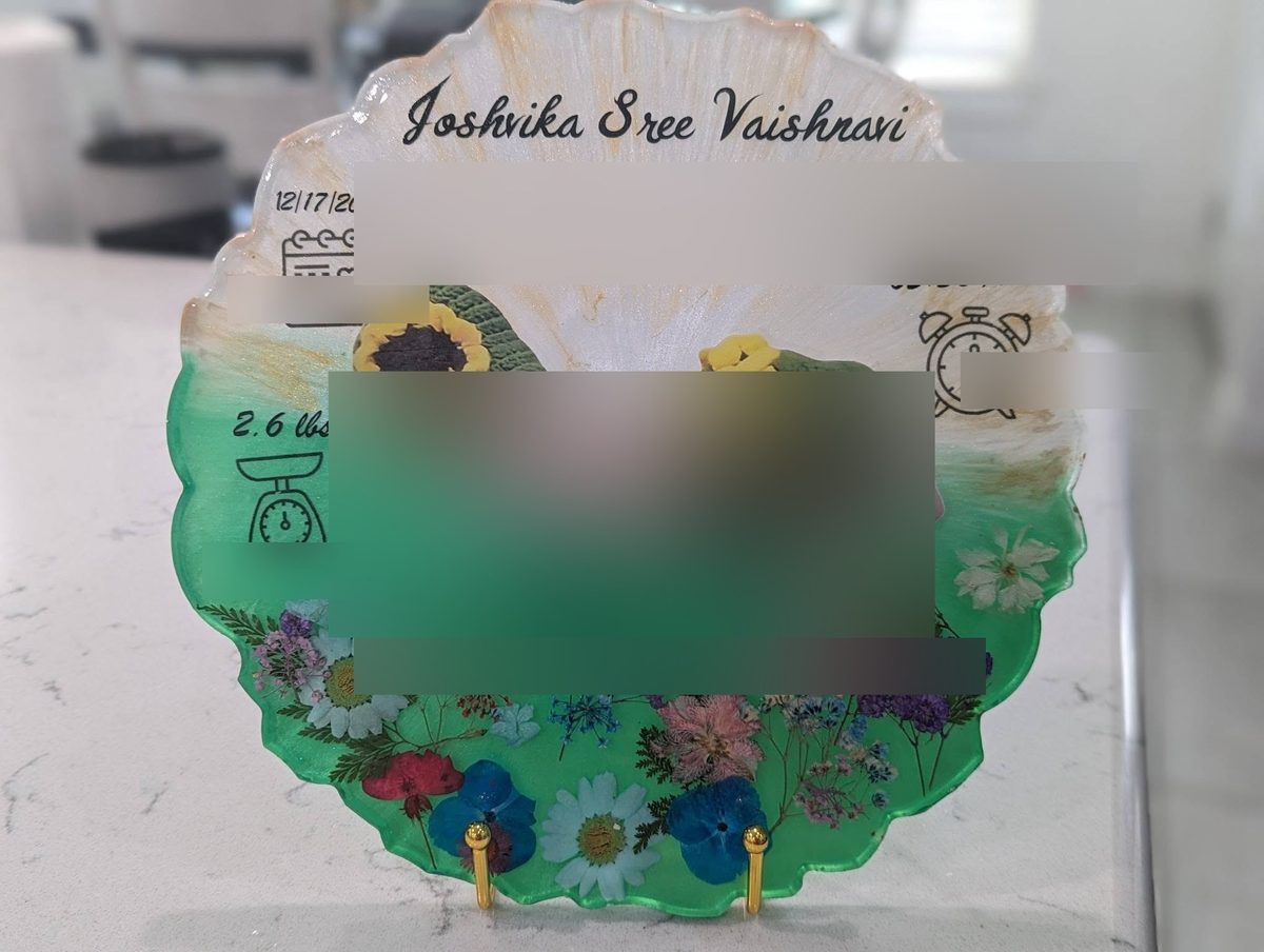 Pressed-flower baby keepsake frame
